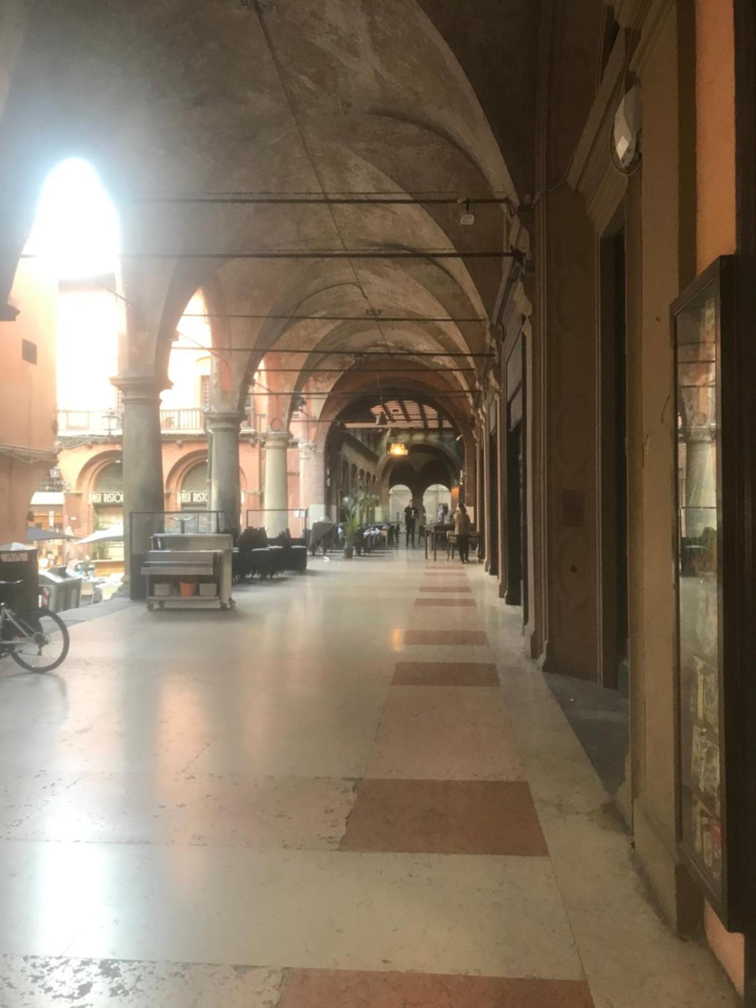 Moonlight Centro Bologna Hotel Екстериор снимка