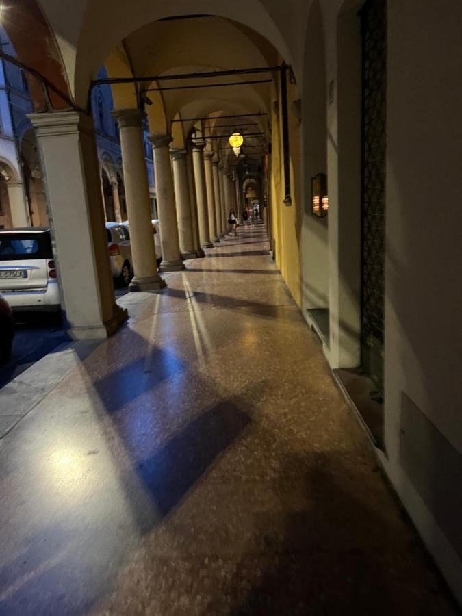 Moonlight Centro Bologna Hotel Екстериор снимка