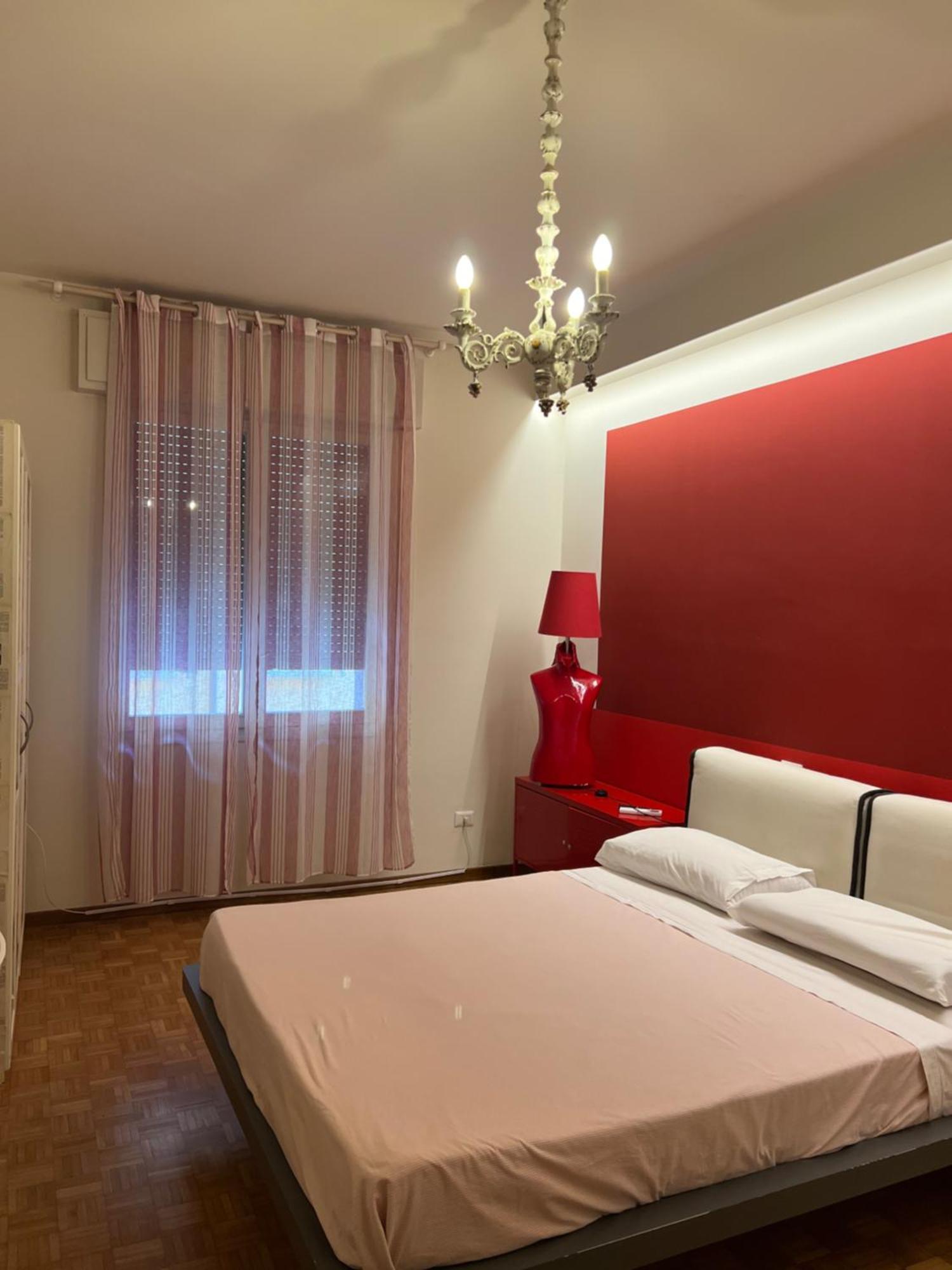 Moonlight Centro Bologna Hotel Екстериор снимка